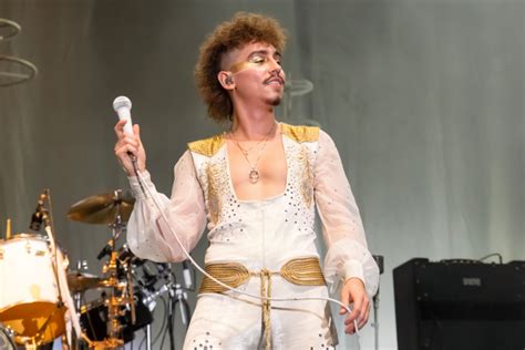 Josh Kiszka: Wiki, Bio, Age, Height, Family, Songs, Net worth, Gay